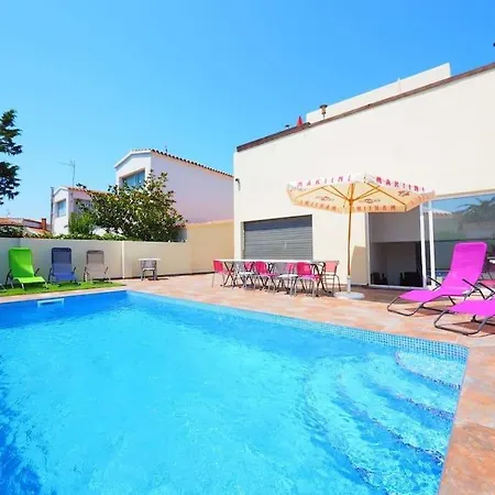 Casa Peni * Ampuriabrava